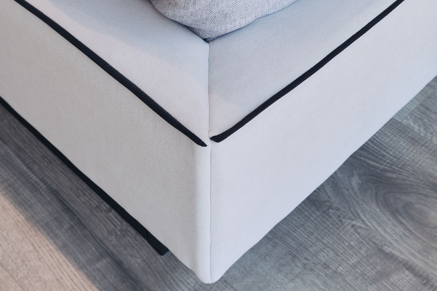 Двуспальные кровати - изображение №13 "Мягкая кровать Малага 160 х 200 см"  на www.Angstrem-mebel.ru